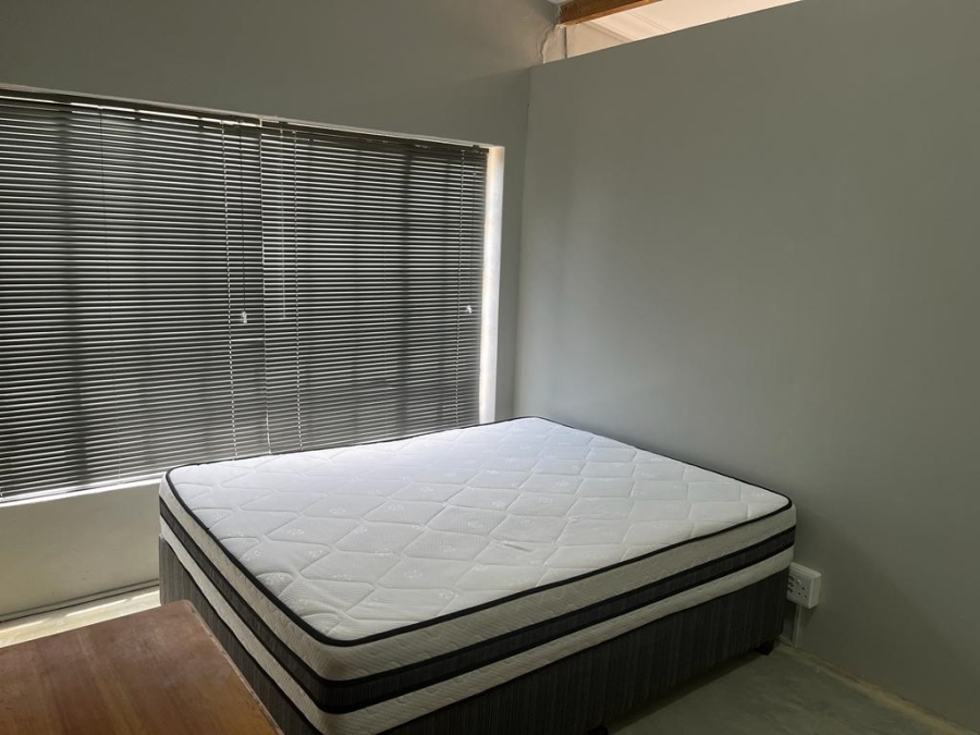 5 Bedroom Property for Sale in Langenhovenpark Free State
